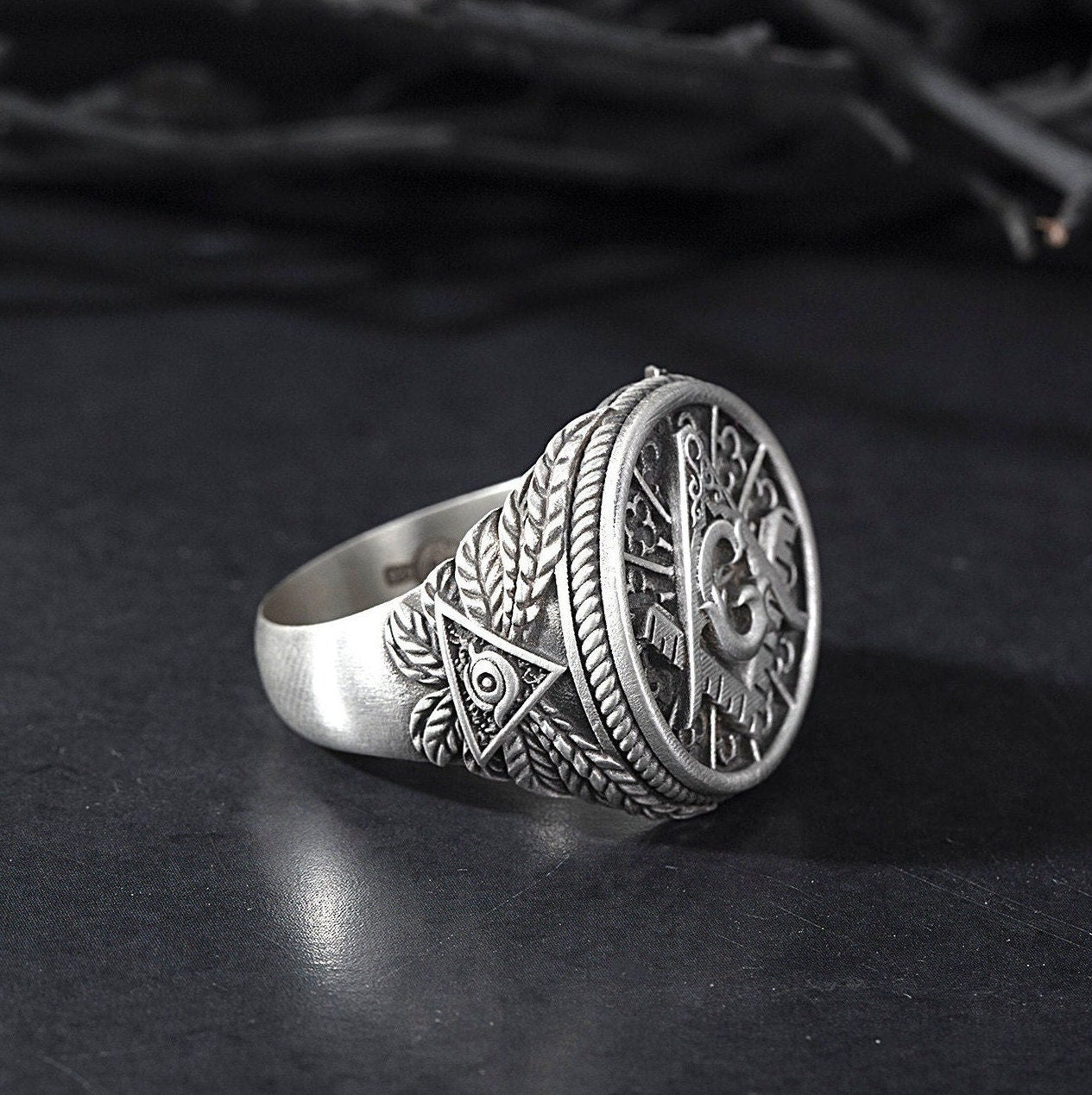 Sterling Silver Signet Master Mason Rings, Masonic Jewelry, Mason Engraved Ring, Freemason Statement Men Ring, Unique Gift For Father's Day