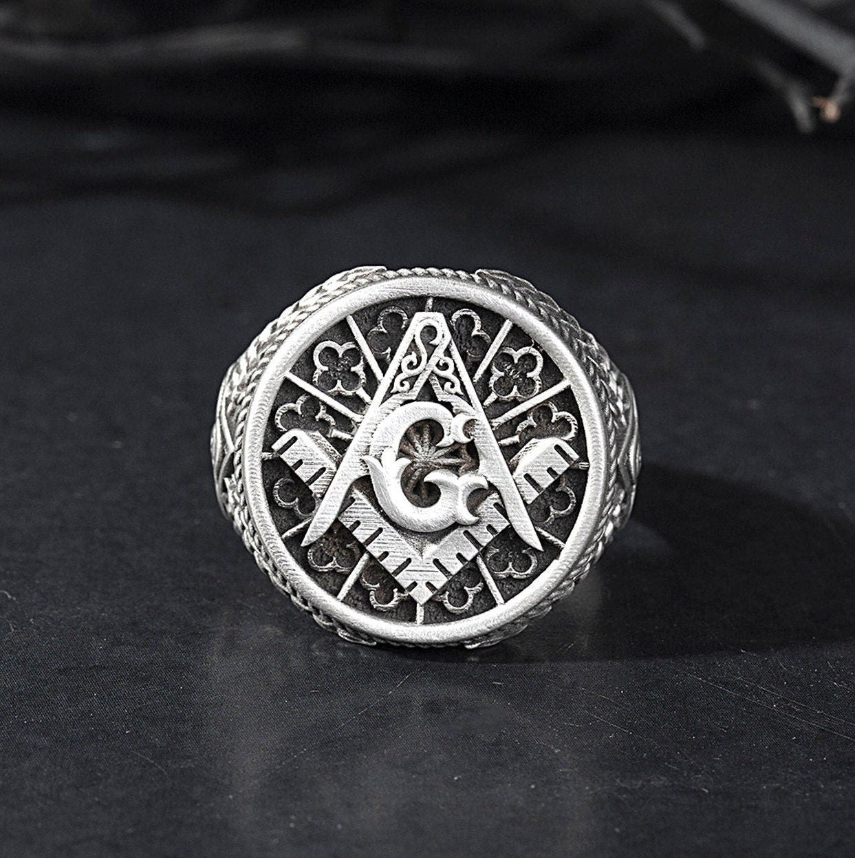 Sterling Silver Signet Master Mason Rings, Masonic Jewelry, Mason Engraved Ring, Freemason Statement Men Ring, Unique Gift For Father's Day