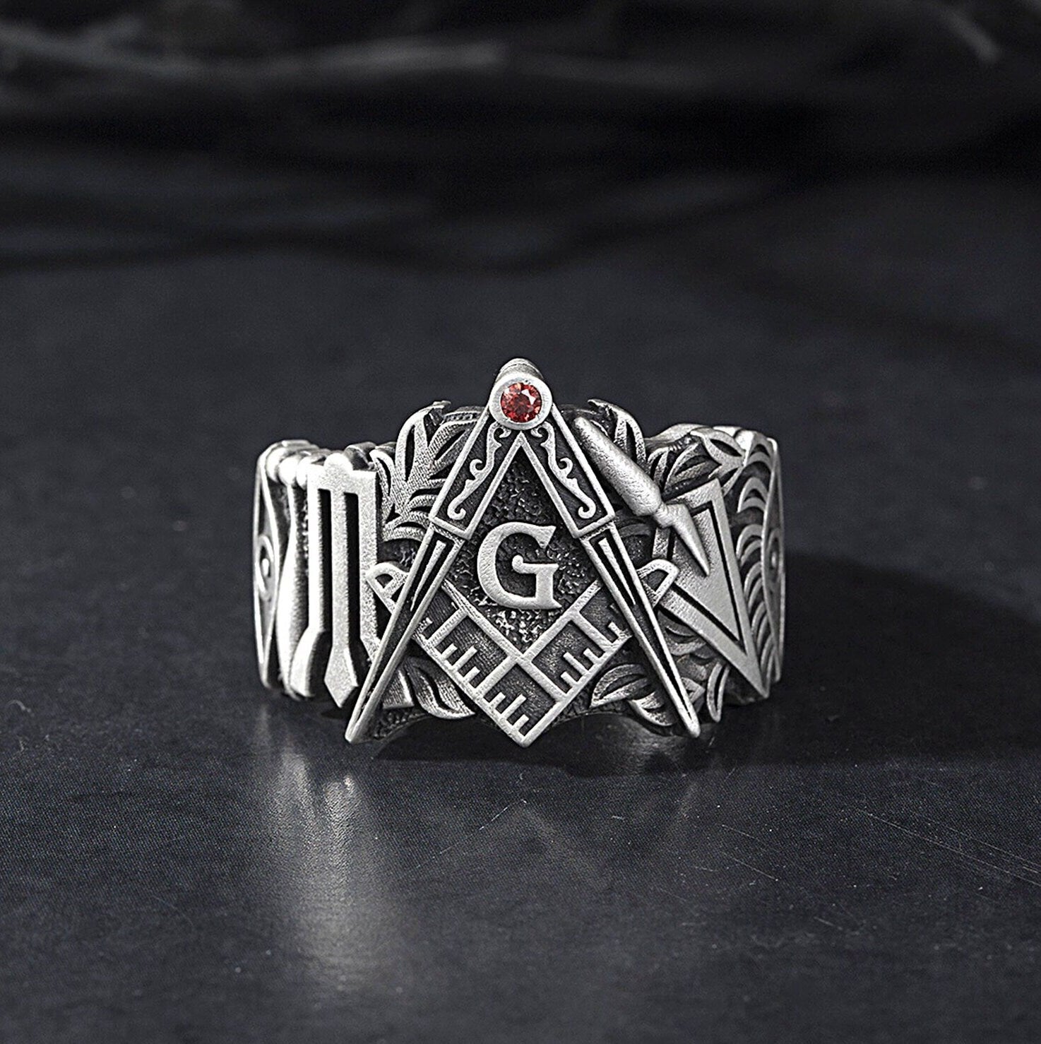 Solid Silver Masonic Compass Ring, Jewelry Gift For Mason, Master Mason Signet Ring, Freemason Statement Ring, Unique Gift For Father's Day
