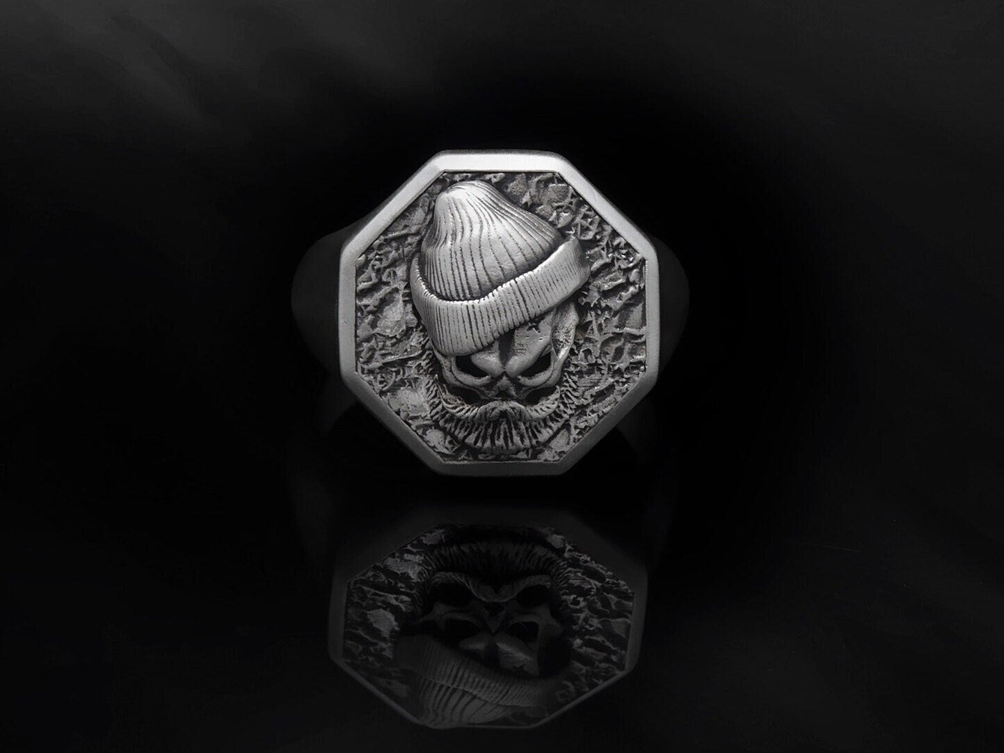 Sterling Silver Unique Skull Ring, Men's Statement Rings, Skull Ring For Bikers, Birthday Gift for Boyfriends, Unique Gift For Father's Day