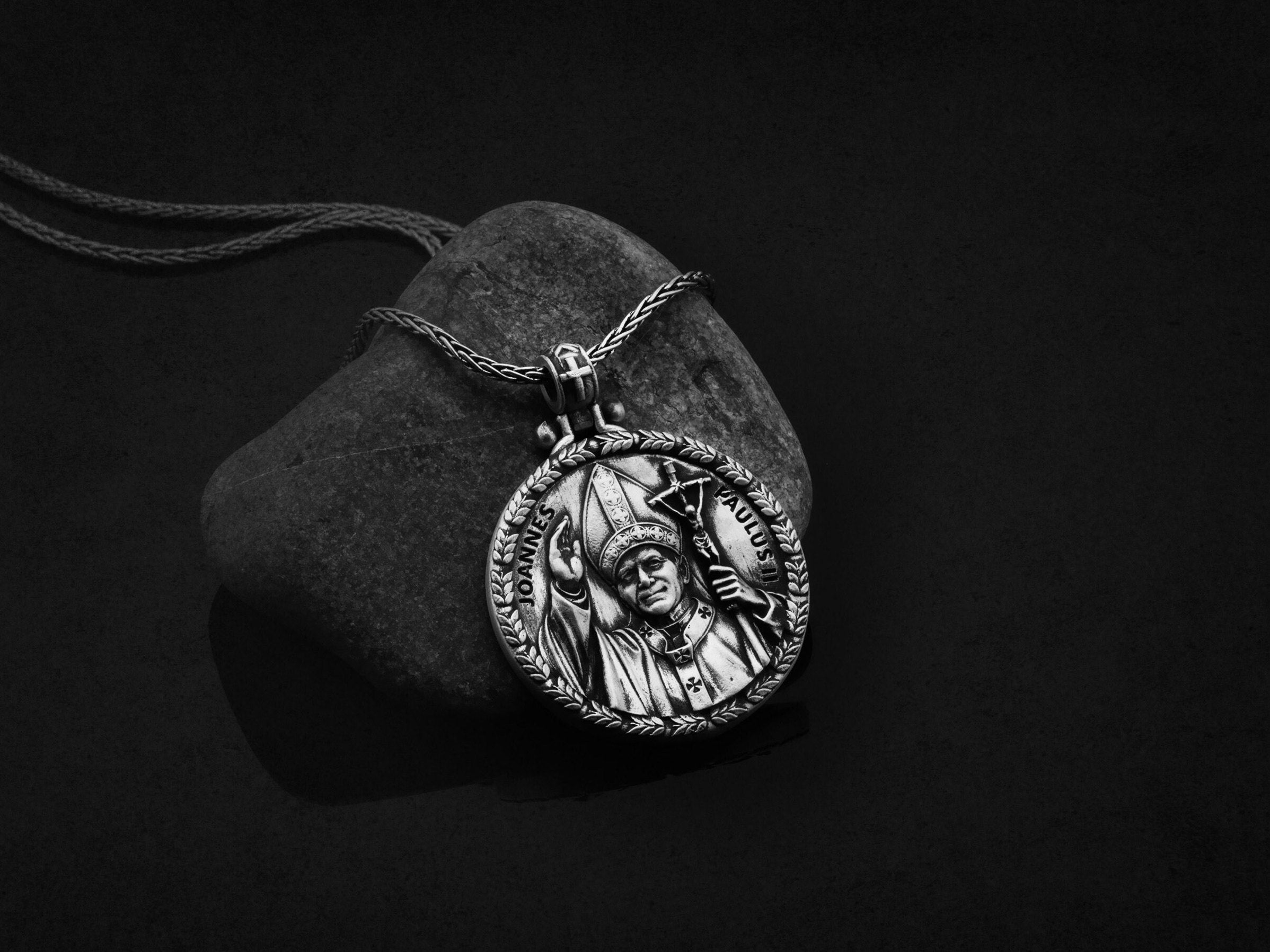Pope Johannes Paulus Necklace, Christian Accessory, Silver Unisex Catholic Saint Necklaces, Religious Jewelry, Unique Gift For Father's Day