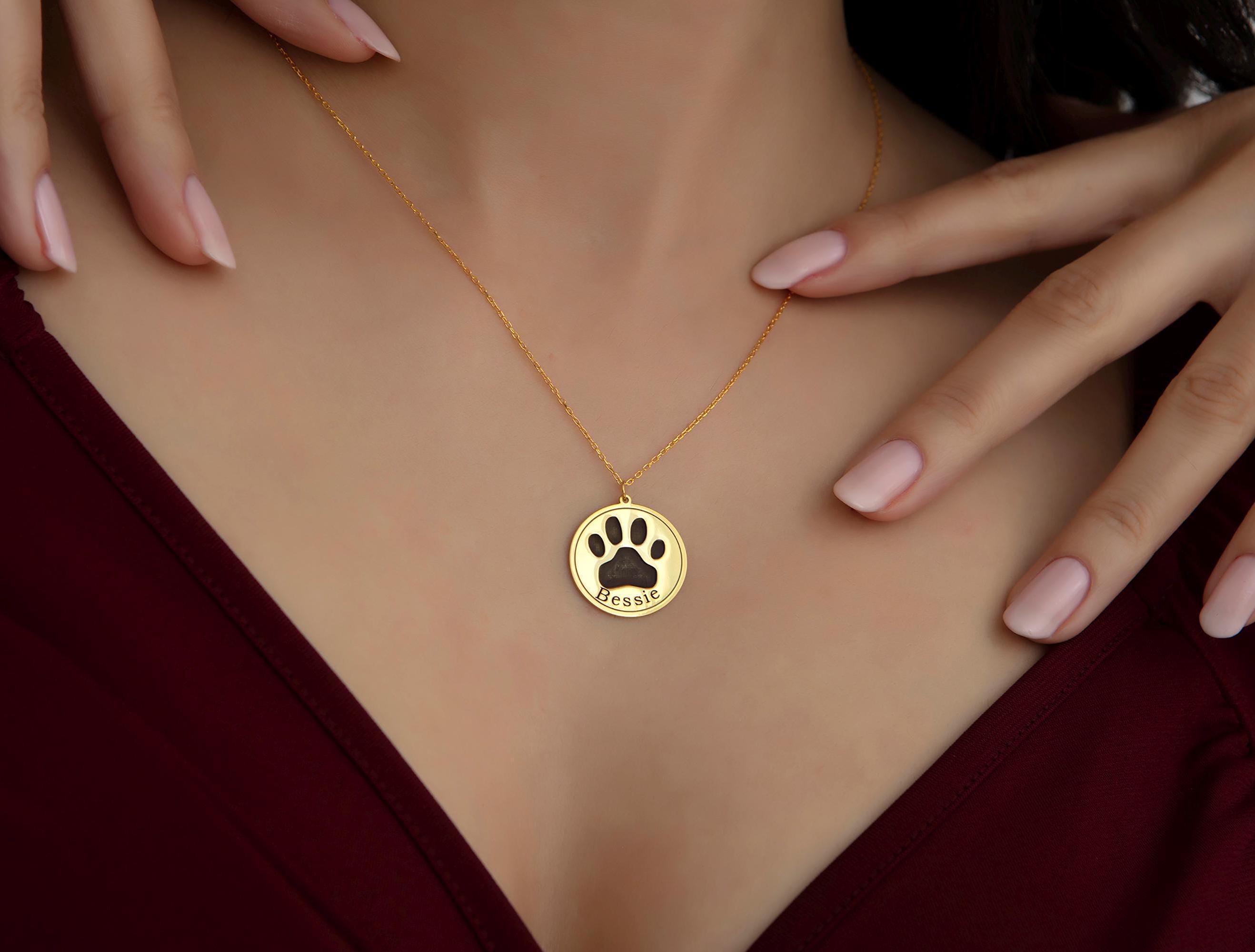 Silver Pet Name Necklace, Gift For Pet Mothers, Pet Paw Name Pendant, Birthday Gift For Pet Moms, Gift For Pet Lover, Gift For Mothers Day